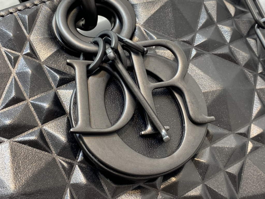 Dior M0540 Medium Lady D-Joy Bag Black Cannage Calfskin with Diamond Motif - Default Title - View 3
