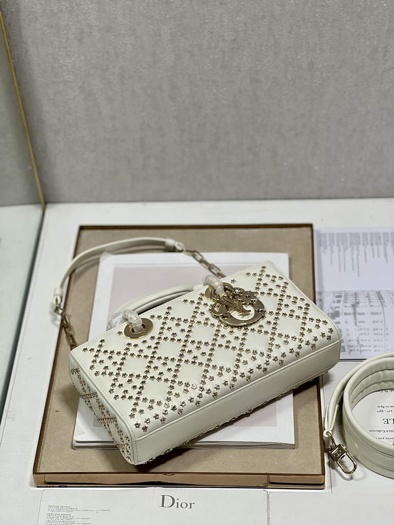 Dior M0540 Medium Lady D-Joy Bag Beige Lucky Star Cannage Lambskin - Default Title - View 7