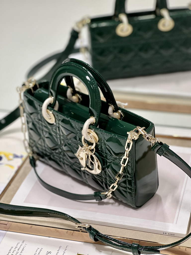 Dior M0540 Medium Lady D-Joy Bag Green Patent Cannage Calfskin - Default Title - View 4