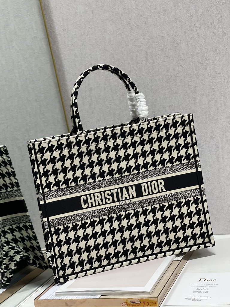 Dior M1286 Large Book Tote Black Macro Houndstooth Embroidery - Default Title - View 2
