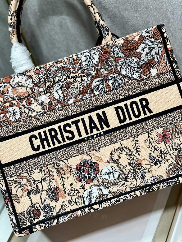 Dior M1286 Large Book Tote Powder Pink Jardin Magique Embroidery - Default Title - View 6