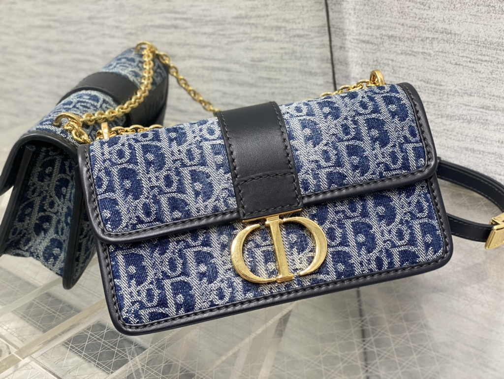 Dior 30 Montaigne East-West Bag with Chain M9334 Blue Denim Dior Oblique Jacquard - Default Title - View 2