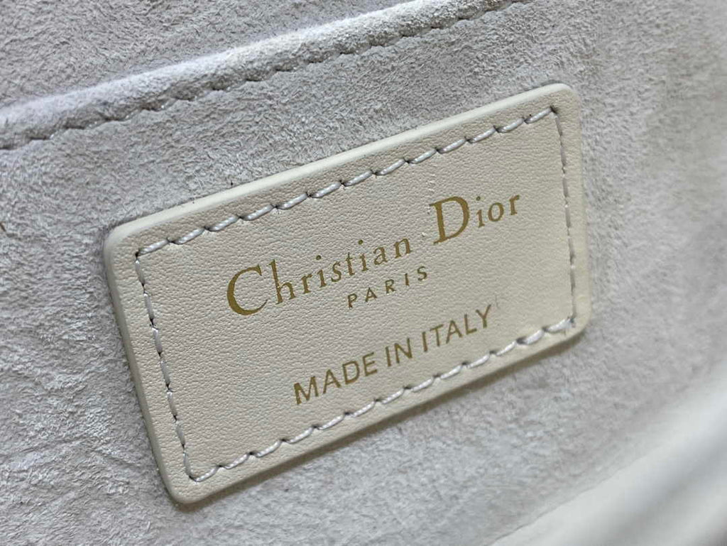 Dior Small 30 Montaigne Avenue Bag White Box Calfskin M9261 - Default Title - View 7