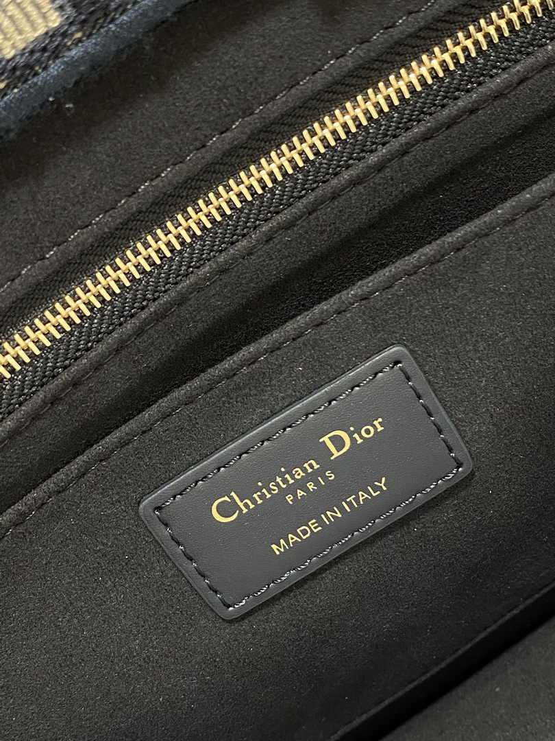 Dior Small Book Tote M1325 Blue Dior Oblique Embroidery - Default Title - View 9