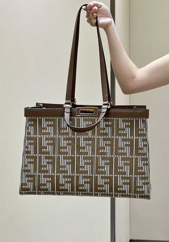 Fendi 8BH374 X-Tote Brown houndstooth wool shopper with FF embroidery