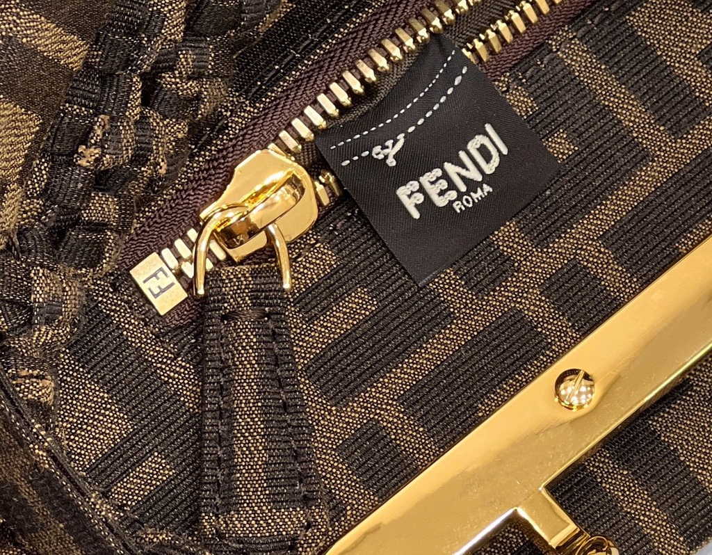 Fendi 8BN321 Peekaboo ISeeU Medium Bag Brown woven straw bag