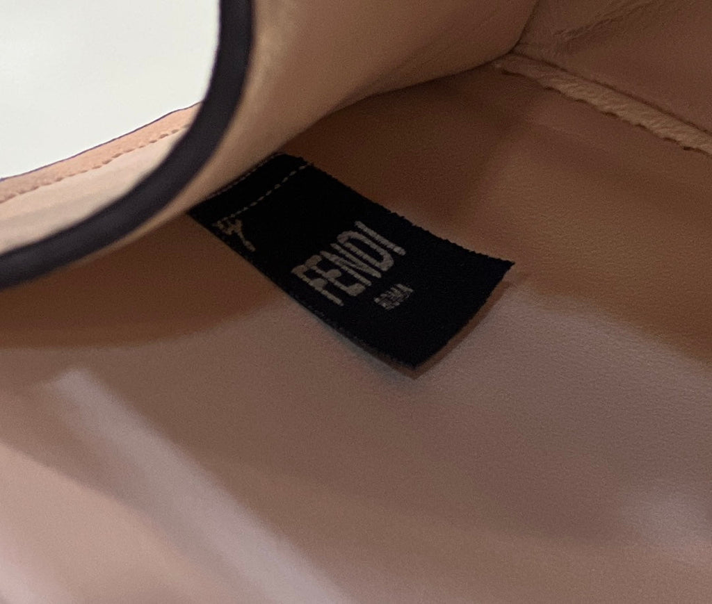 Fendi 8BN327 Peekaboo Iseeu Small Bag Pink