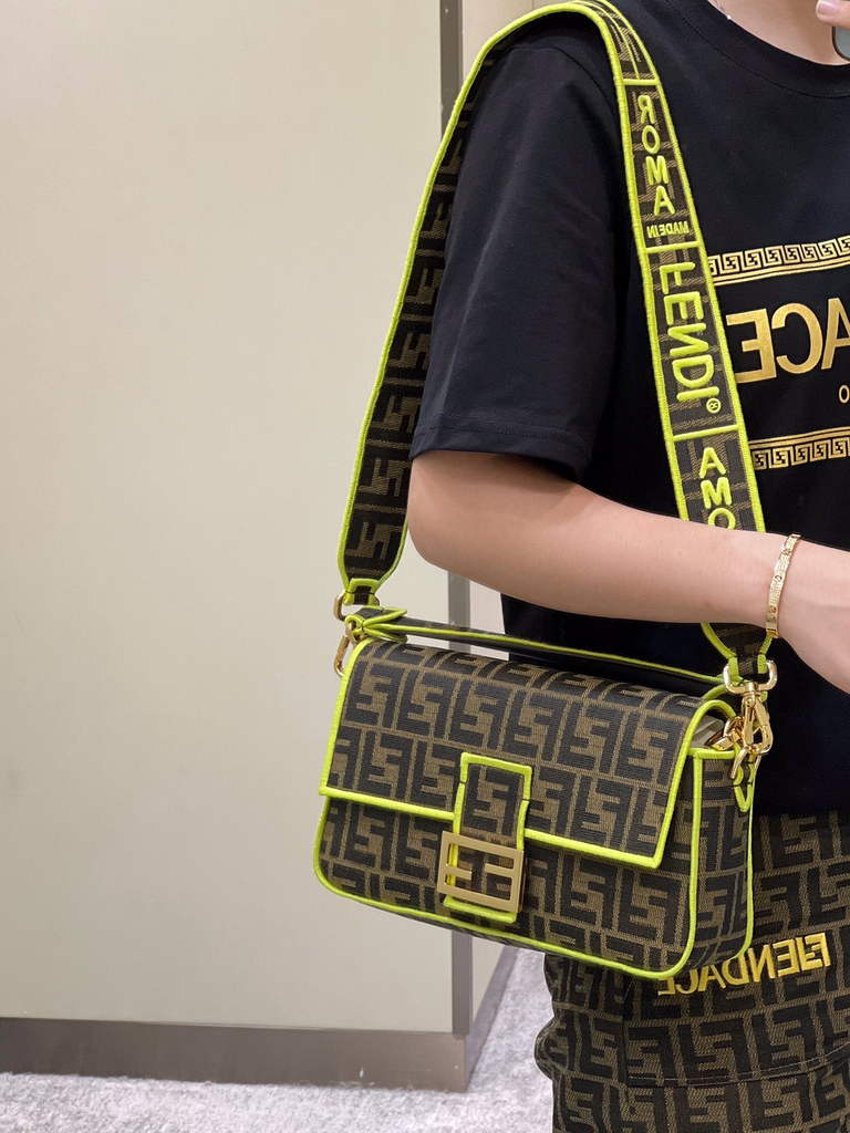Fendi 8BR600 Baguette Jacquard FF fabric bag Green