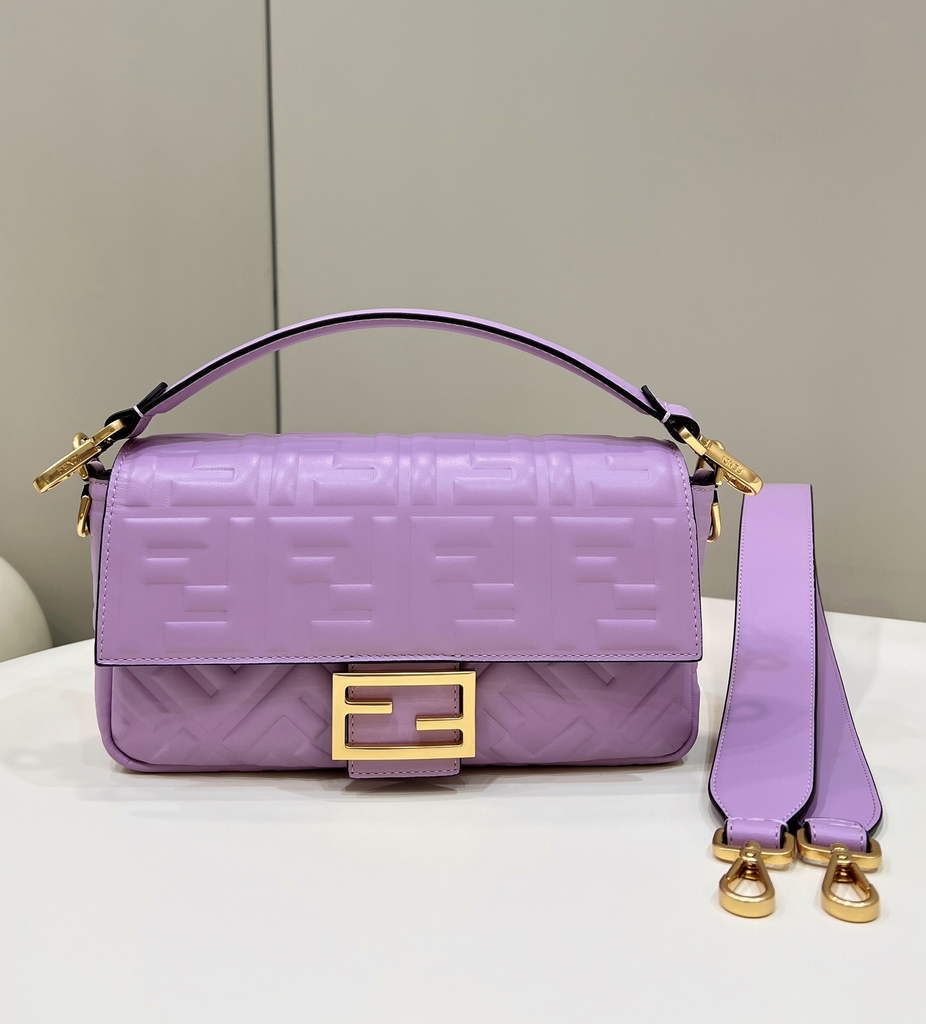 Fendi 8BR600 Baguette Purple leather bag
