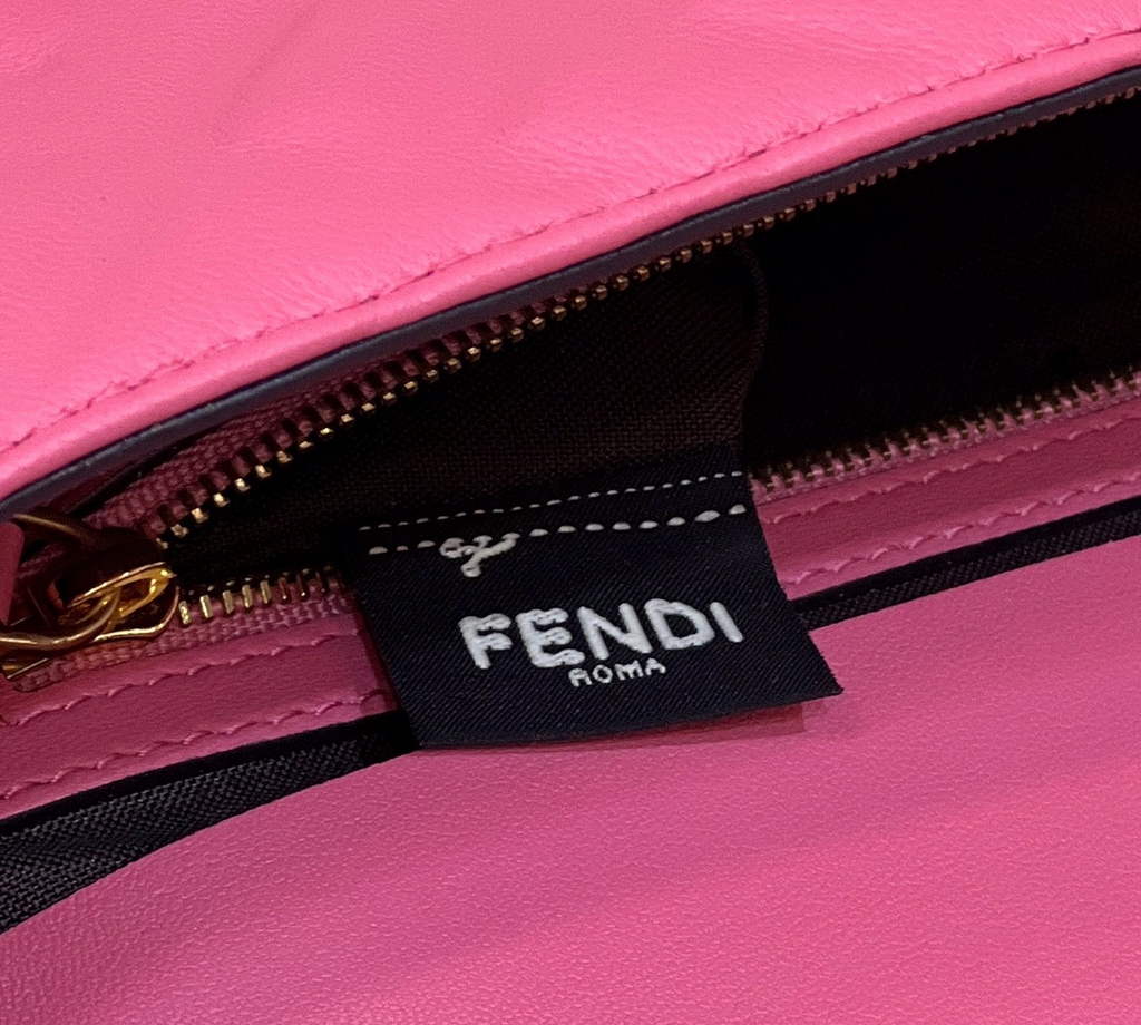 Fendi 8BR600 Baguette Red nappa leather bag