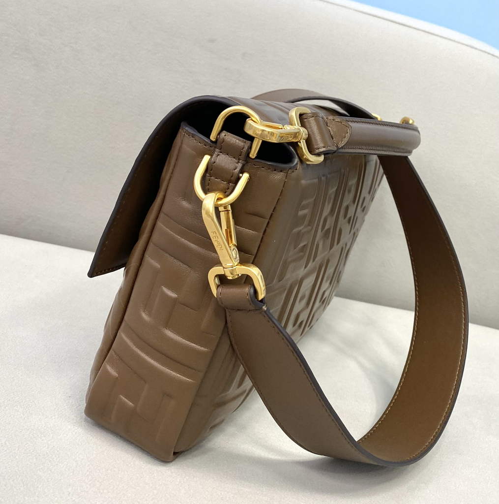 Fendi 8BR771 Baguette Large Brown leather bag