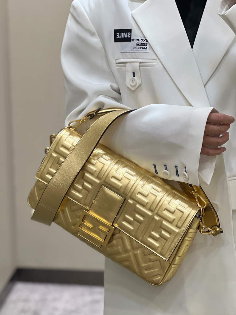 Fendi 8BR771 Baguette Large Gold leather bag