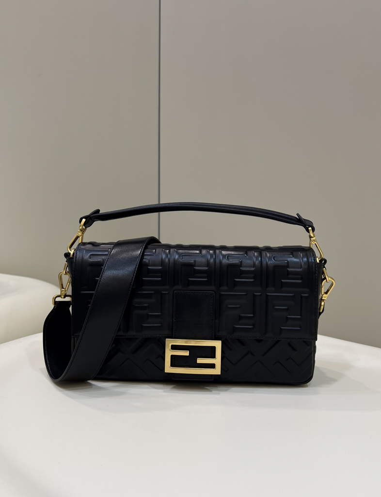 Fendi 8BR771 Baguette Large Black leather bag