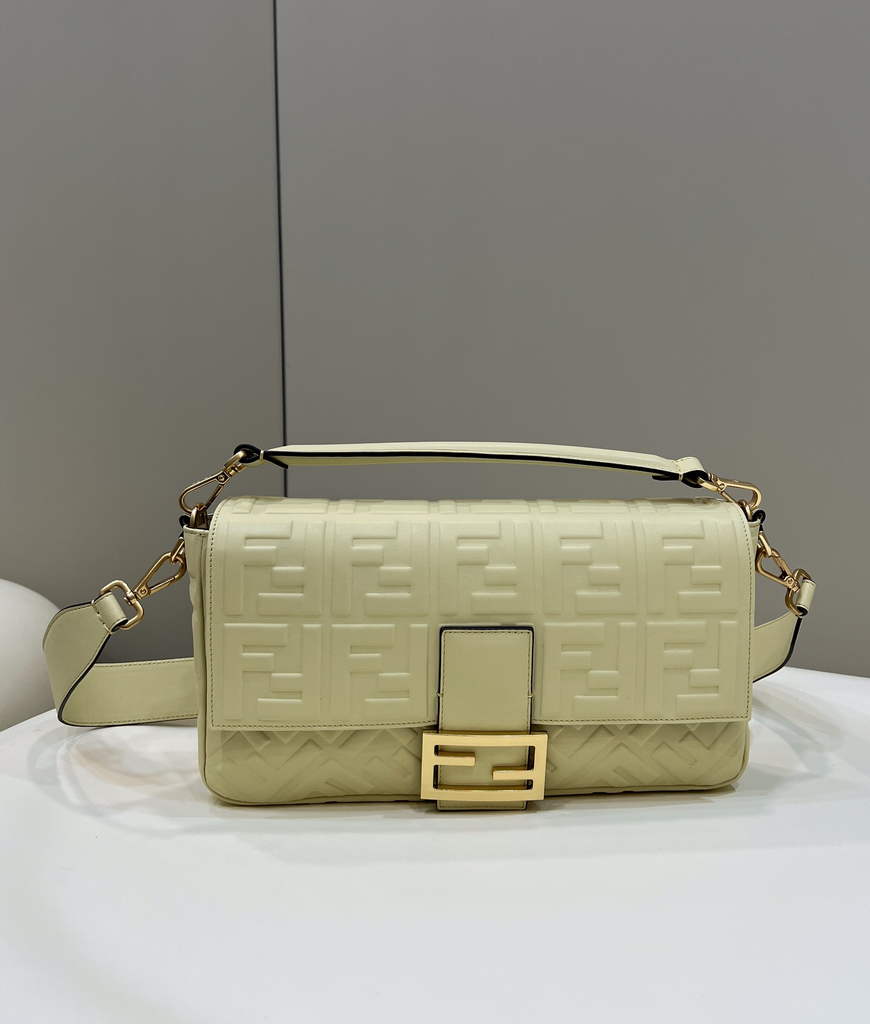 Fendi 8BR771 Baguette Large Beige leather bag