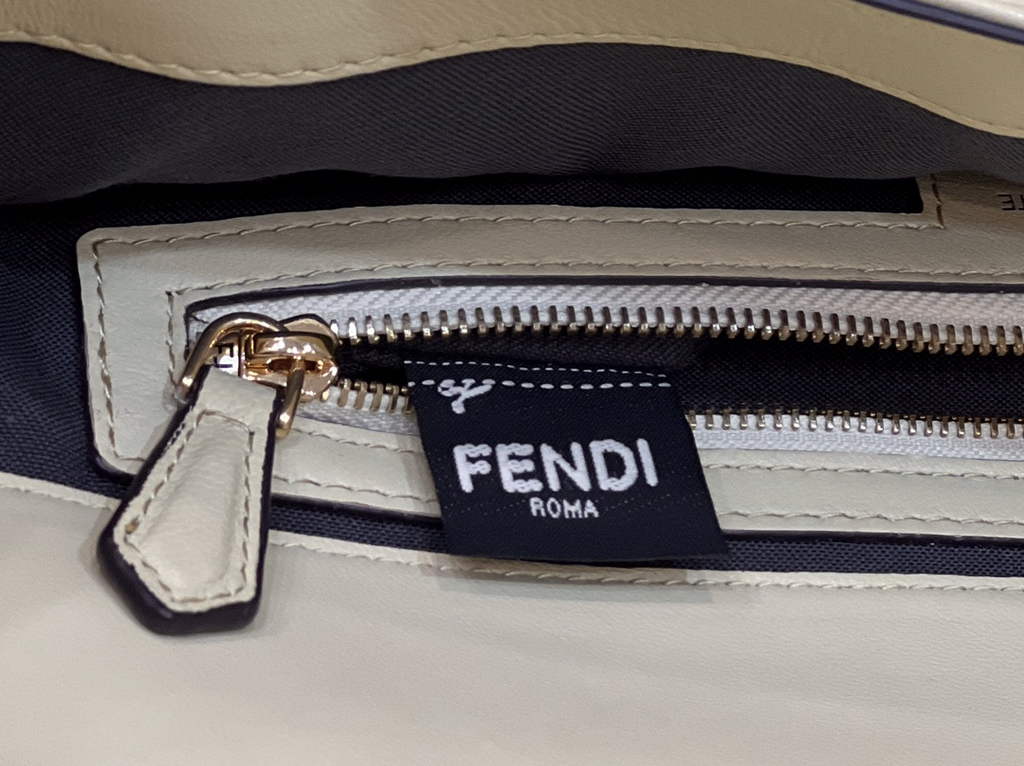 Fendi 8BR771 Baguette Large Beige leather bag