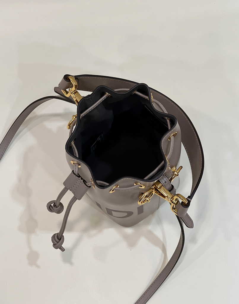 Feendi Bucket Bag Mon Tresor 8BS010 Dove-gray  leather mini-bag