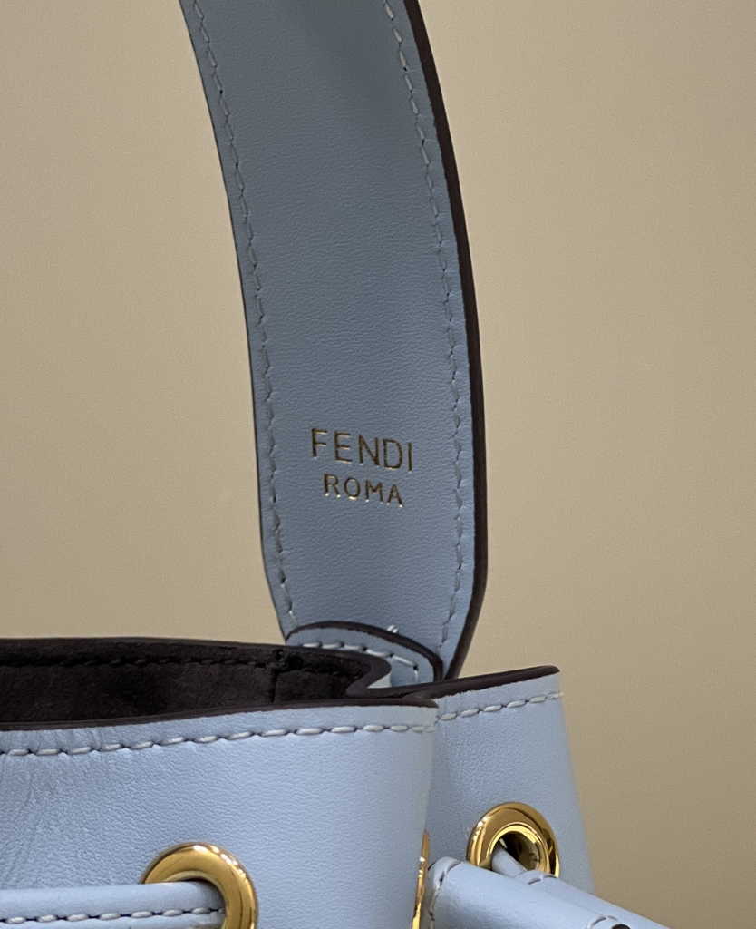 Feendi Bucket Bag Mon Tresor 8BS010 blue leather mini-bag
