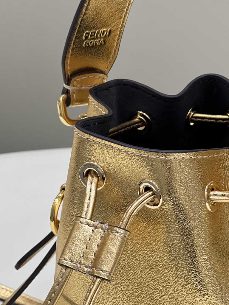 Fendi Bucket Bag Mon Tresor 8BS010 Gold quilted leather Marc Jacobs mini-bag