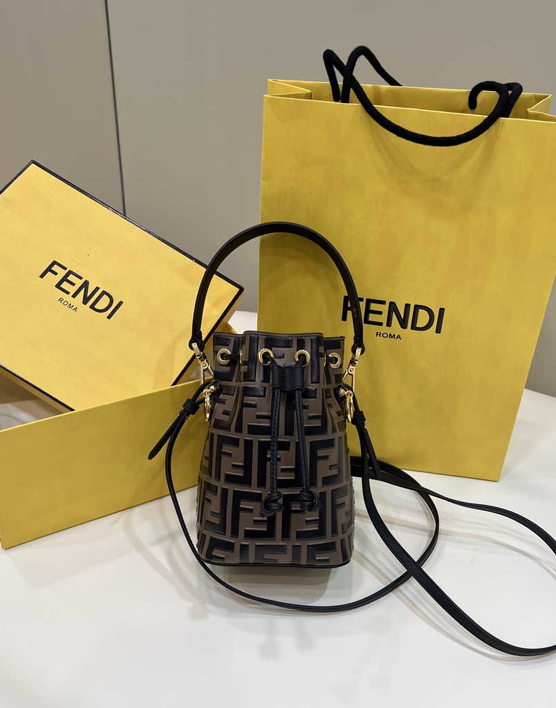 Feendi 8BS010 Bucket Bag Mon Tresor Brown leather mini bag