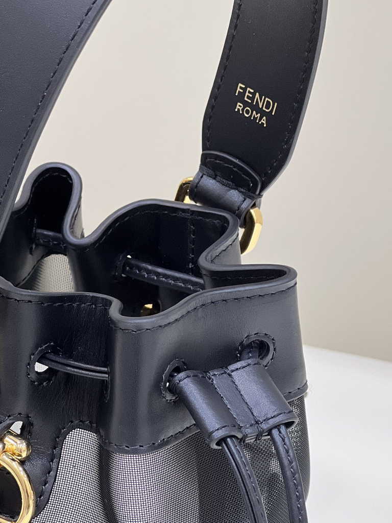 Feendi 8BS010 Bucket Bag Mon Tresor leather black