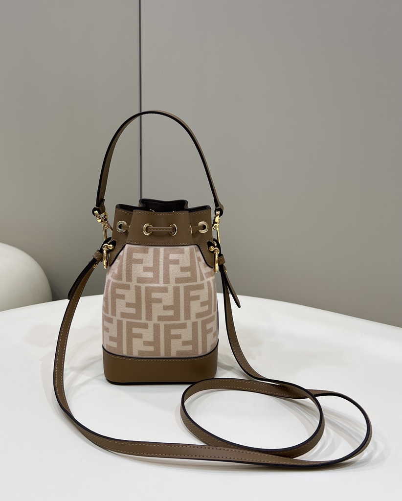 Feendi 8BS010 Bucket Bag Mon Tresor brown leather mini-bag with FF print