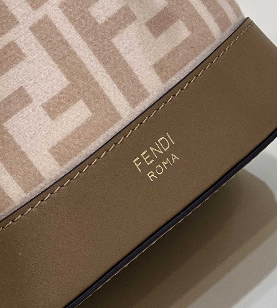 Feendi 8BS010 Bucket Bag Mon Tresor brown leather mini-bag with FF print