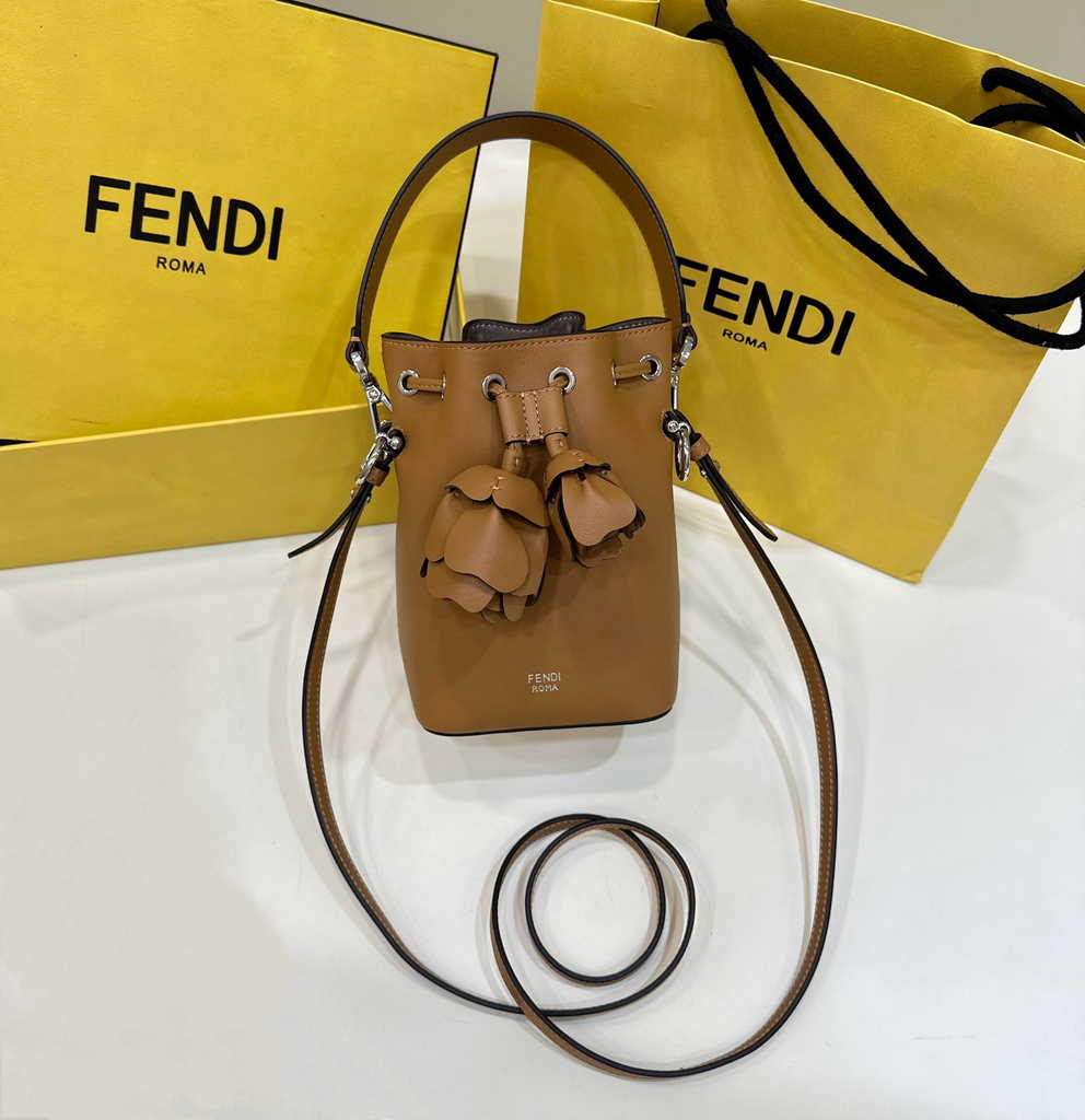 Fendi Bucket Bag Mon Tresor 8BS010 Brown leather mini-bag with 3D roses