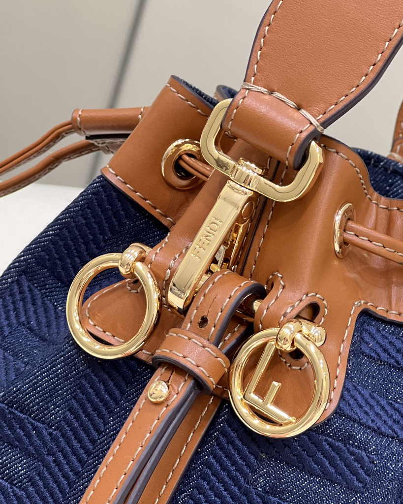 Fendi Bucket Bag Mon Tresor 8BS010 Brown FF