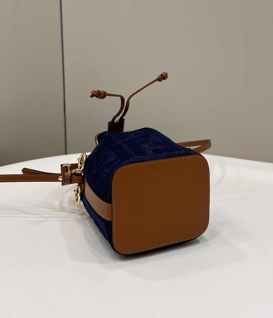 Fendi Bucket Bag Mon Tresor 8BS010 Brown FF