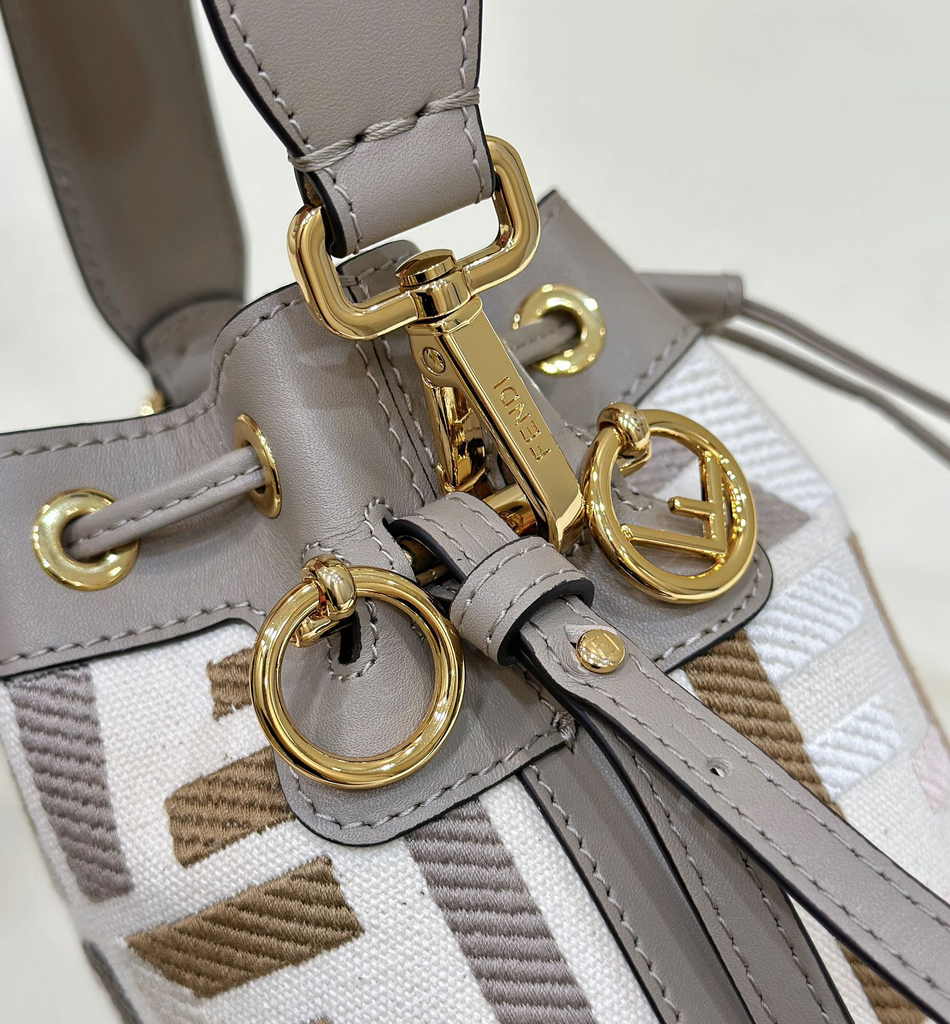 Fendi Bucket Bag Mon Tresor 8BS010 Gray Leather