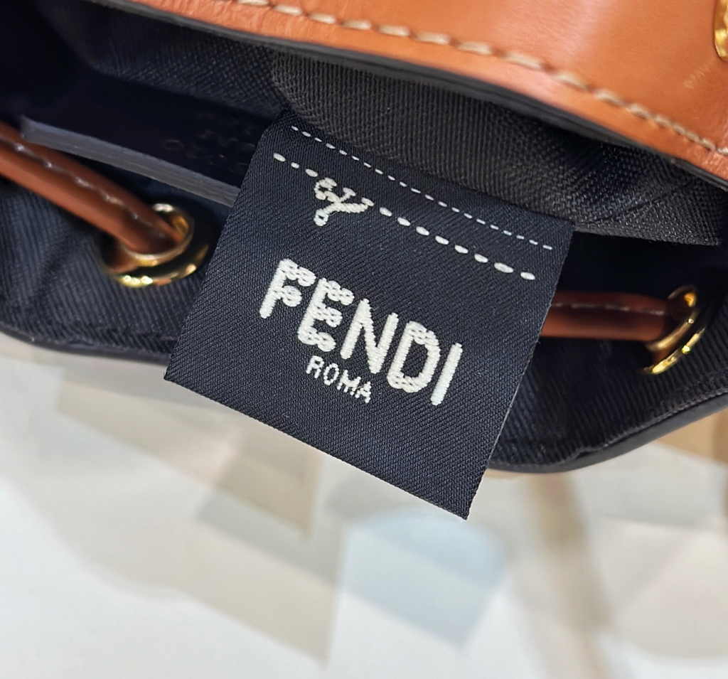 Fendi Bucket Bag Mon Tresor 8BS010 Brown Leather