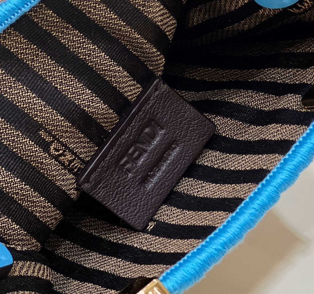 Fendi Mini Sunshine Shopper Blue Natural straw mini-bag 8BS051