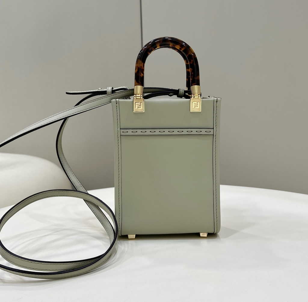 Fendi Mini Sunshine Shopper green leather mini-bag 8BS051