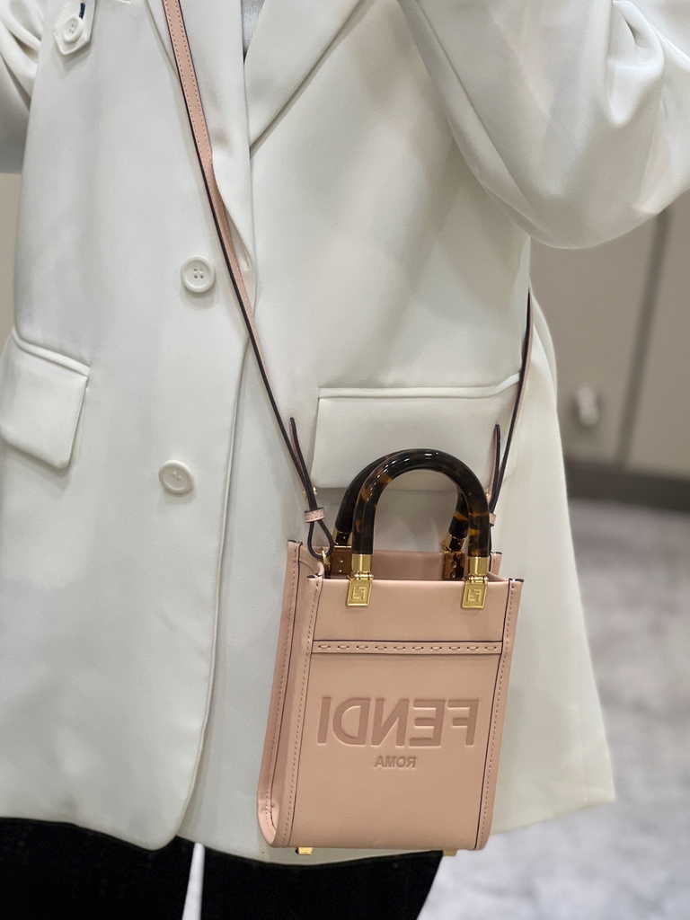 Fendi Mini Sunshine Shopper pink leather mini-bag 8BS051