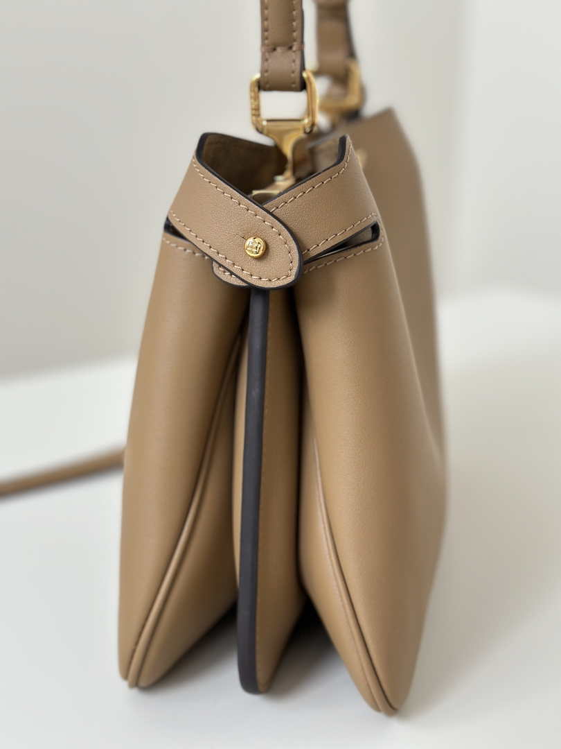 Fendi Peekaboo Soft Small Leather Apricot 8BN365