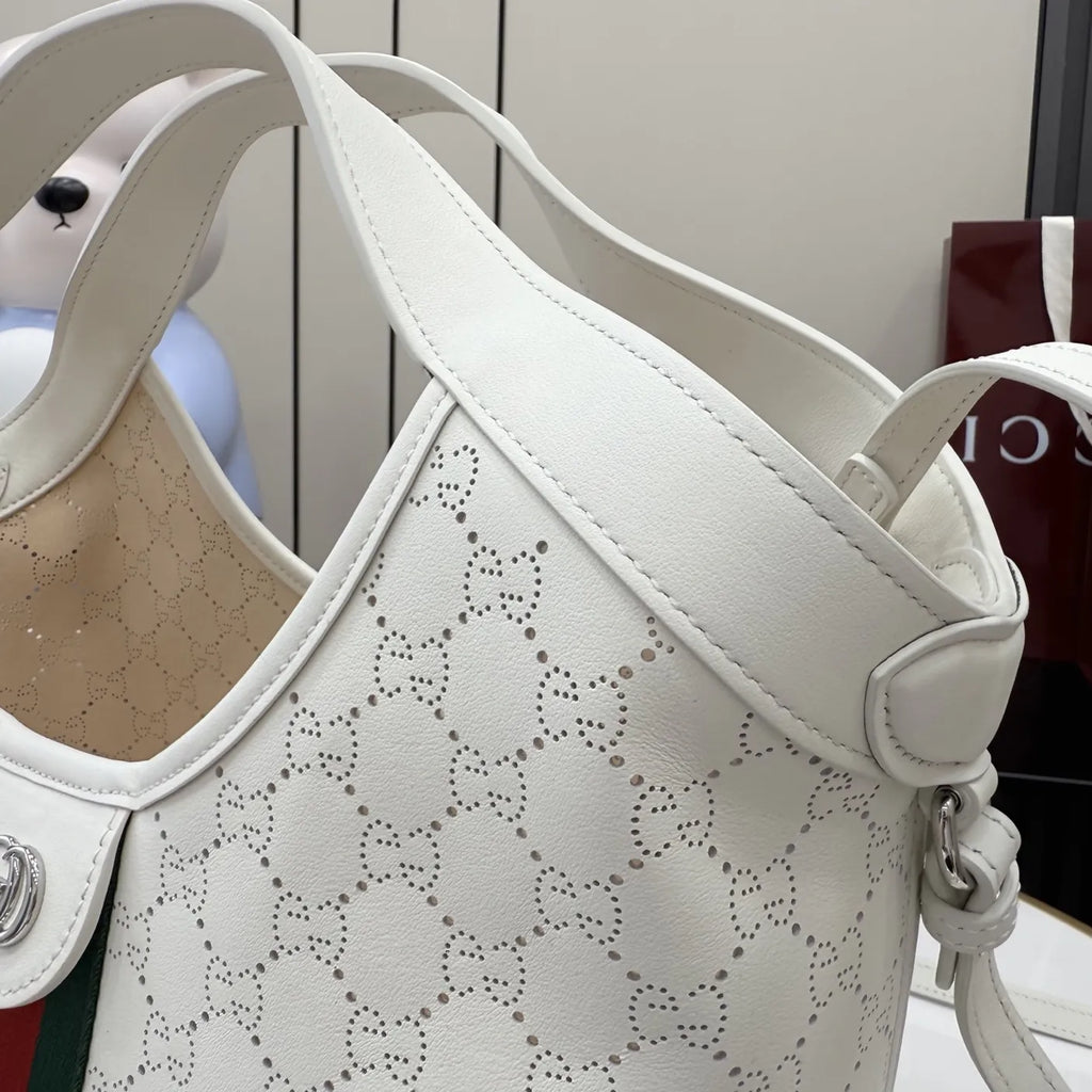 Gucci Giglio small tote bag ‎860845 White soft GG leather