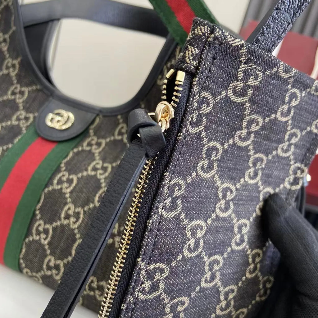 Gucci Giglio small tote bag ‎860845 Green and red Web GG canvas
