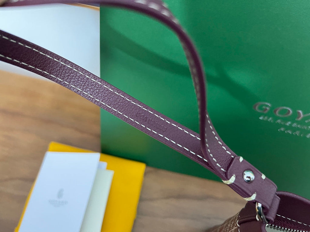 Goyard Conti Pouch Goyardine Canvas Calfskin GY028591 Wine Red