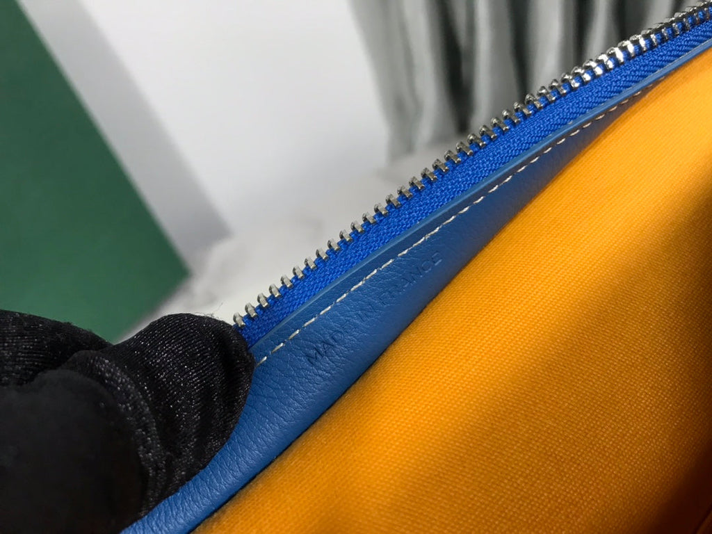 Goyard Jouvence GM Toilet Bag GY020208 Blue