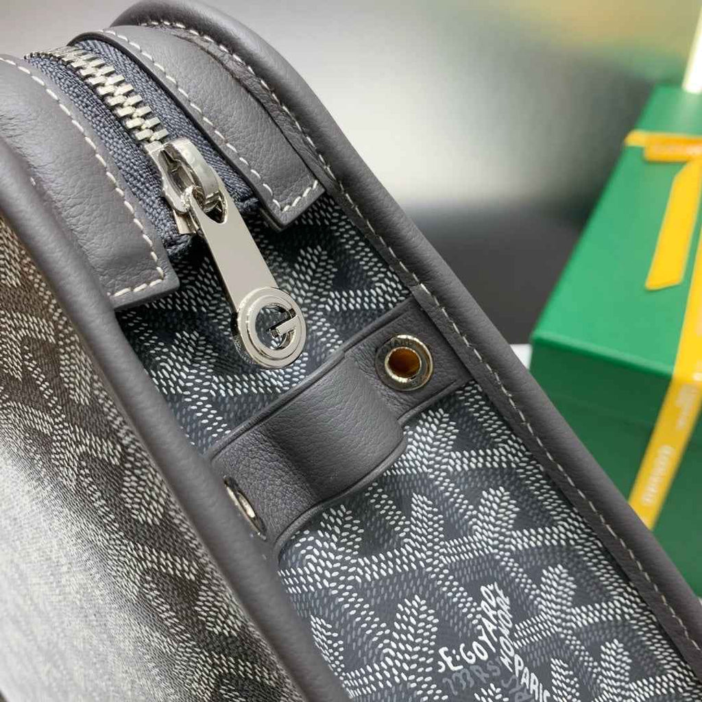 Goyard Jouvence GM Toilet Bag GY020208 Gray