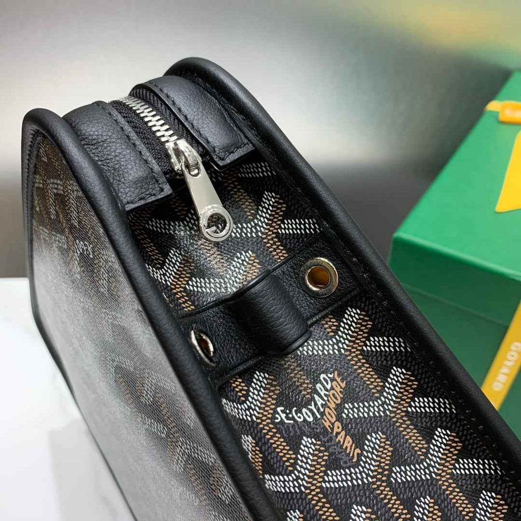 Goyard Jouvence MM Toilet Bag GY020207 Black