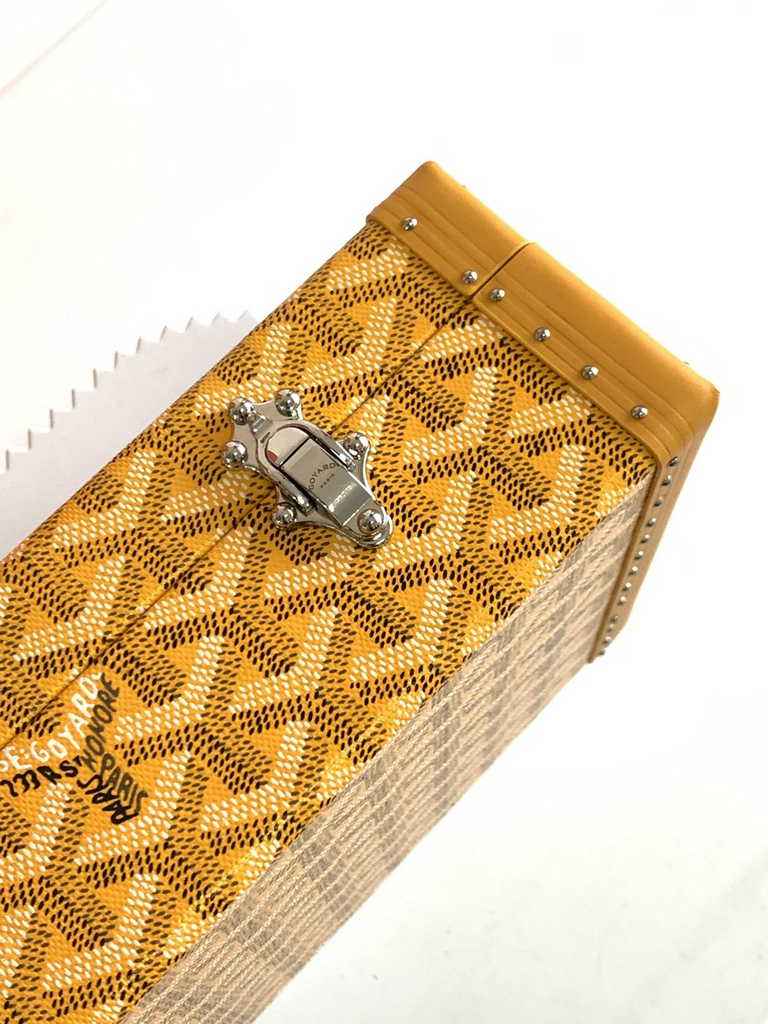 Goyard Travel bags Watch Case GY030290 Yellow