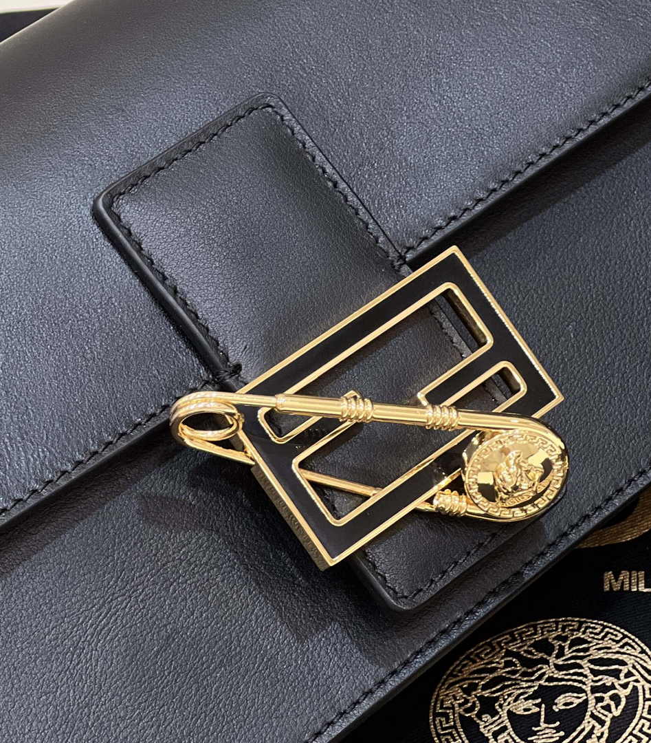 Fendi x Versace Fendace Brooch Baguette NM Bag 8BS068 Black