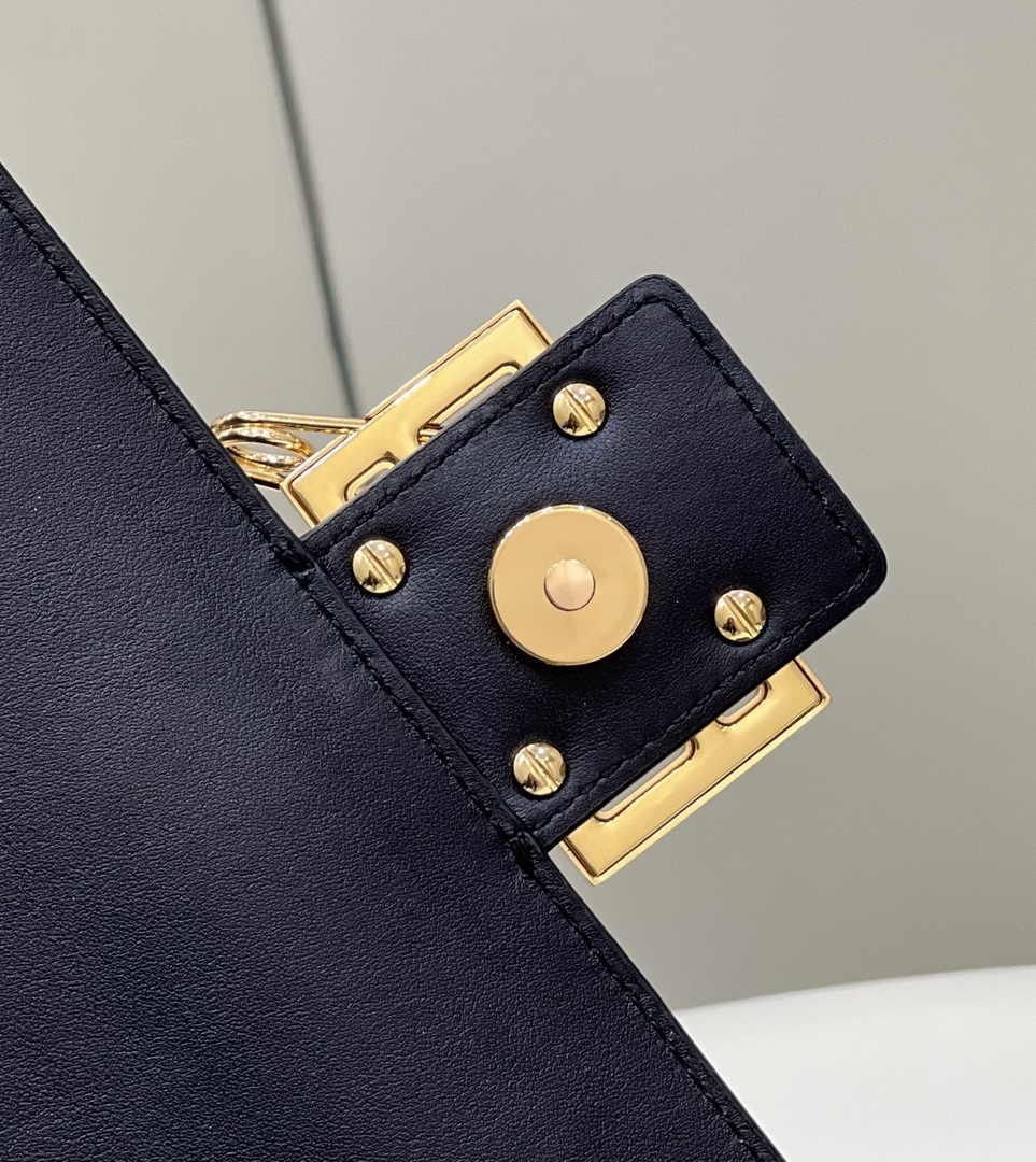 Fendi x Versace Fendace Brooch Baguette NM Bag 8BS068 Black