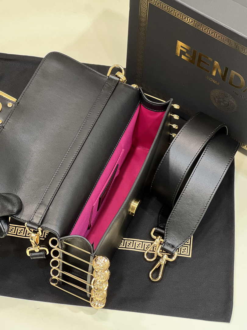 Fendi x Versace Fendace Brooch Baguette NM Bag 8BS068 Black