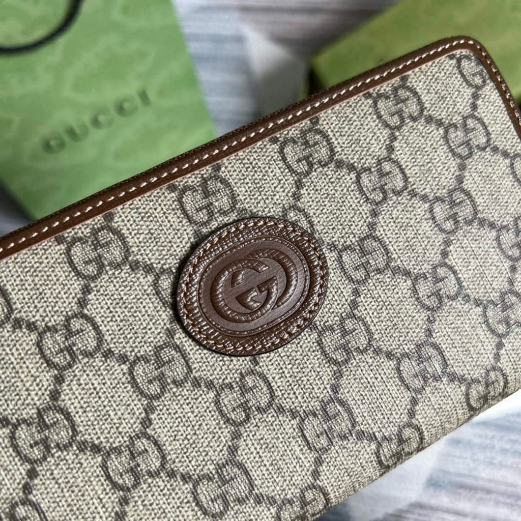 ‎Gucci 673003 Zip around wallet with Interlocking G brown