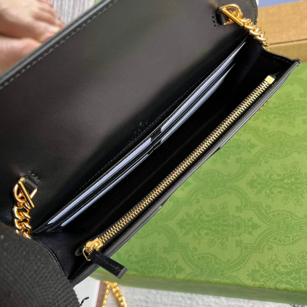 Gucci ‎723787 GG Matelassé chain wallet black leather