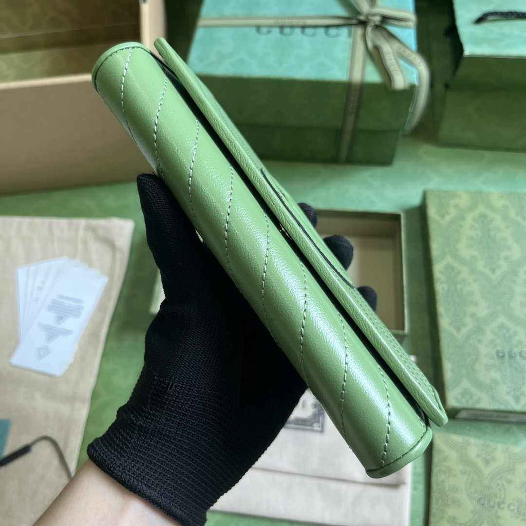 Gucci Blondie continental wallet 760302 in green leather