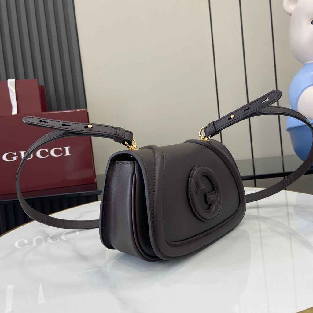 Gucci Blondie mini shoulder bag in coffee leather 815700
