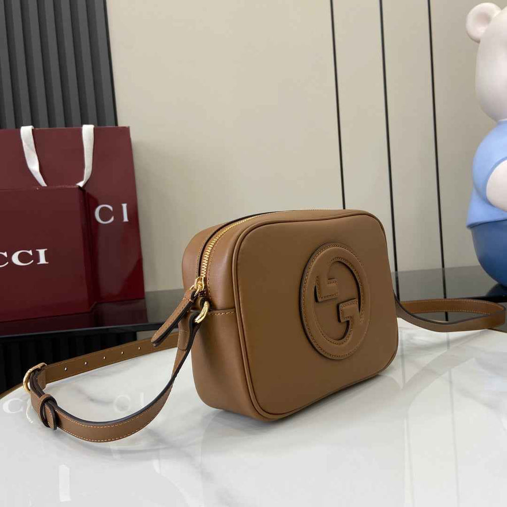 Gucci Blondie mini shoulder bag in brown leather 820429